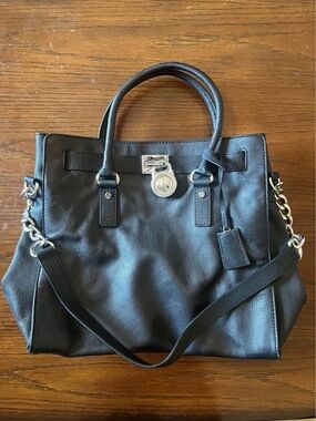 Authentic Michael Kors Black Leather Tote Purse